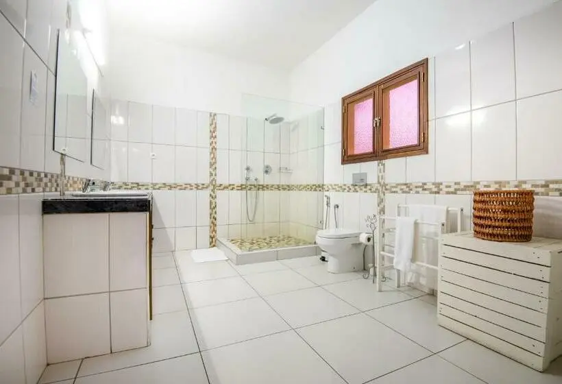 اتاق استاندارد, Sommerschield Guest House & Restaurant