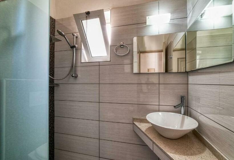 חדר סטנדרט יחיד, Troulis Seaside