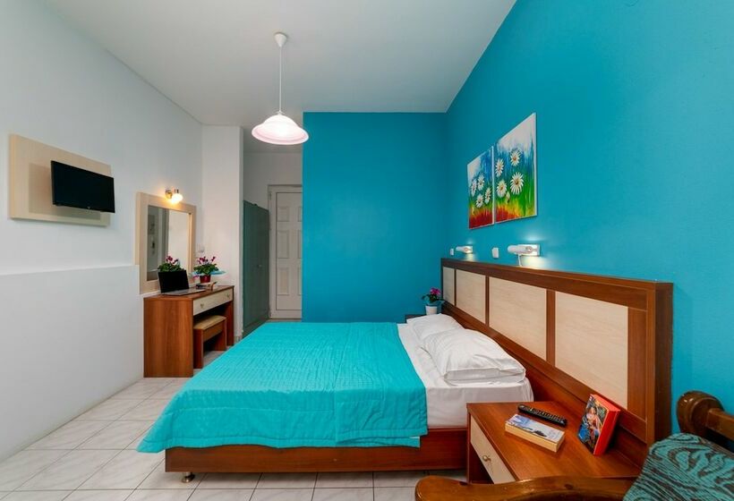 חדר סטנדרט לשלושה, Troulis Seaside