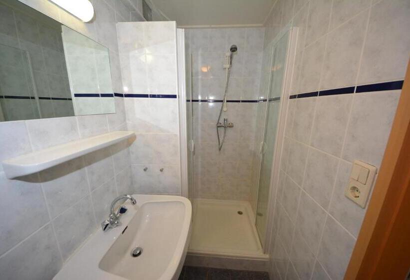 标准三人间, Haus Irmgard By Châtel Reizen