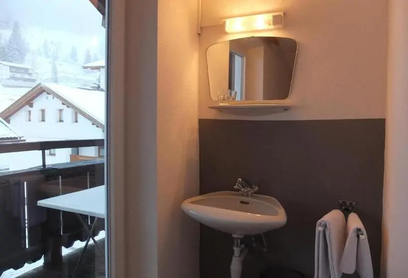Mökki 1 Makuuhuone, Haus Irmgard By Châtel Reizen