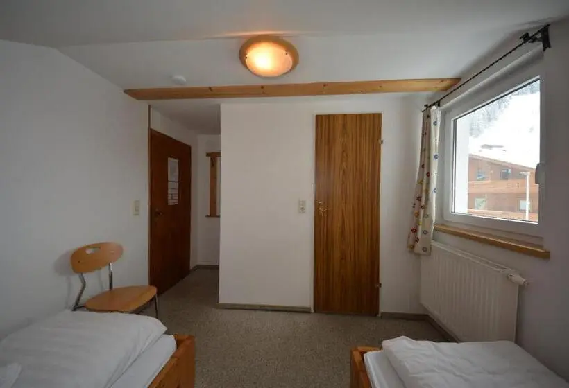 Mökki 1 Makuuhuone, Haus Irmgard By Châtel Reizen