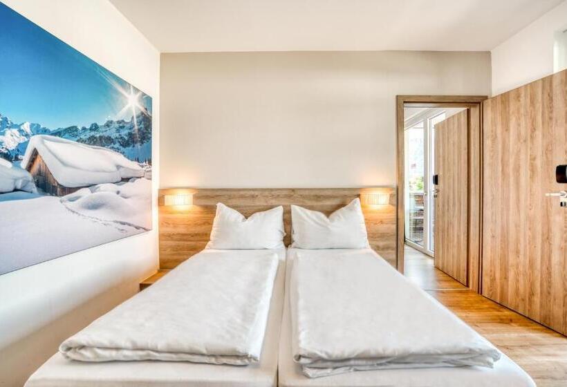 Семейный Номер, Cooee Alpin Hotel Kitzbüheler Alpen