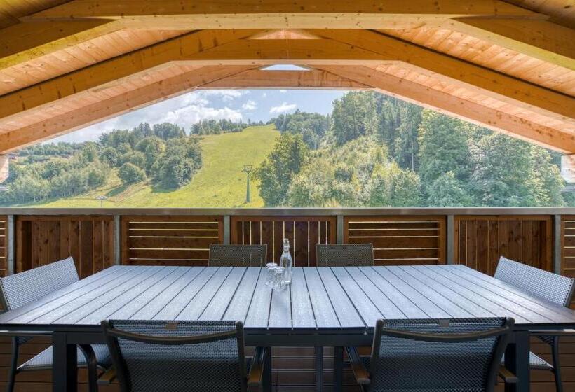 Апартаменты 3 Спальни, Cooee Alpin Hotel Kitzbüheler Alpen