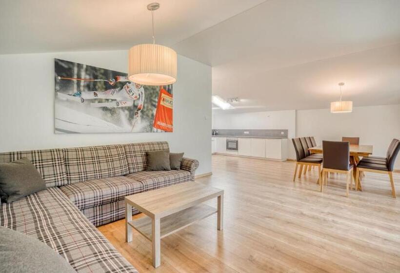 Апартаменты 3 Спальни, Cooee Alpin Hotel Kitzbüheler Alpen