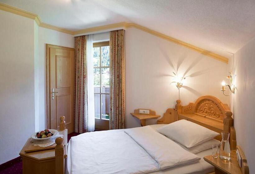 غرفة قياسية فردية, Auhof