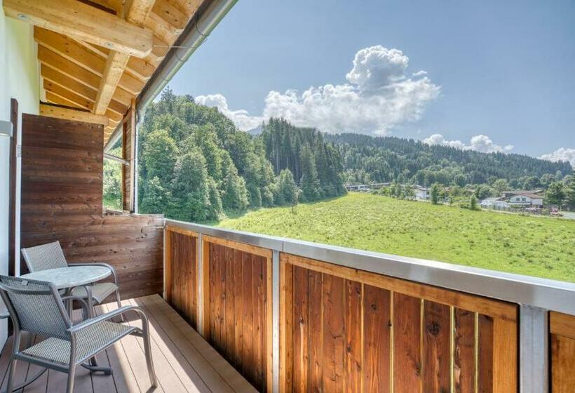 Номер Стандарт с Балконом, Cooee Alpin Hotel Kitzbüheler Alpen