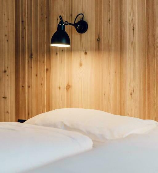 غرفة قياسية, Das Johann