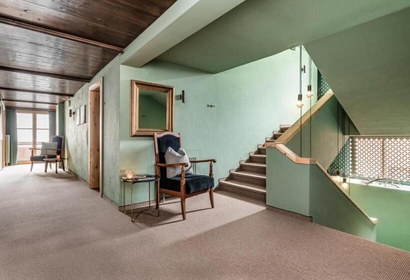 غرفة قياسية, Das Johann