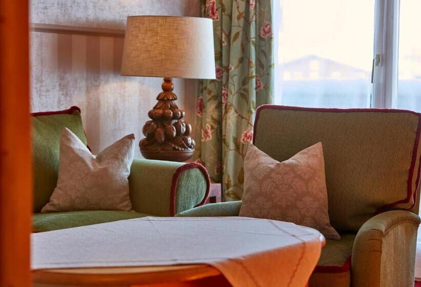 סוויטת ג'וניור, Erzberg