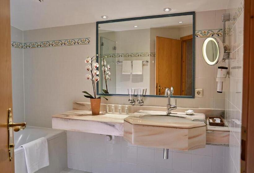 סוויטת ג'וניור, Erzberg