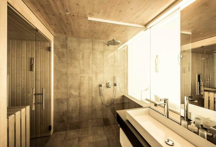 デラックススイート, Malat Weingut Und