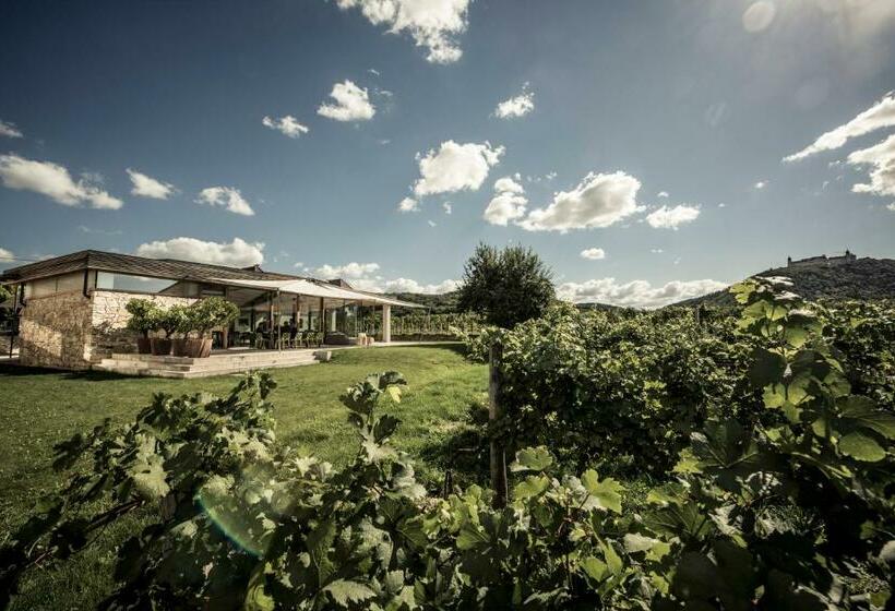 デラックススイート, Malat Weingut Und