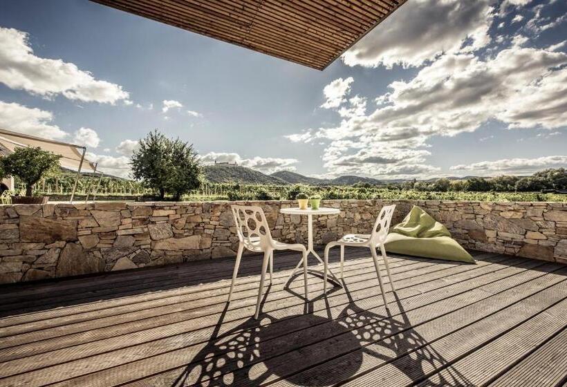 デラックススイート, Malat Weingut Und