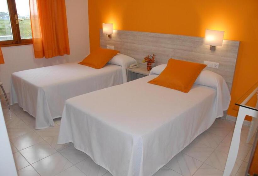 Standard Room, Playa De Las Catedrales