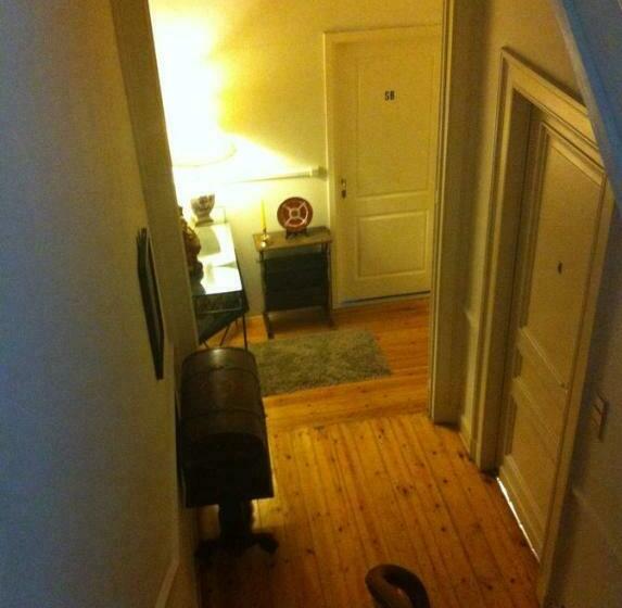 اتاق استاندارد یک نفره, Residence 18