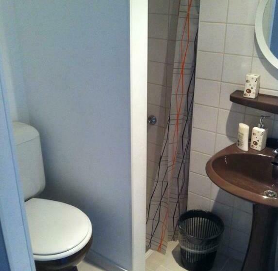 اتاق استاندارد یک نفره, Residence 18