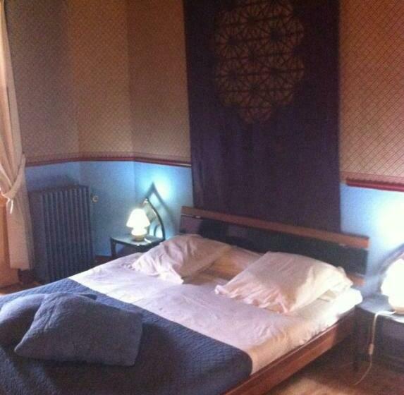 اتاق استاندارد, Residence 18