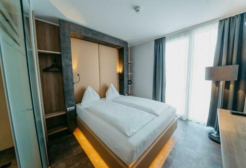 اتاق راحتی, Rocket Rooms Velden