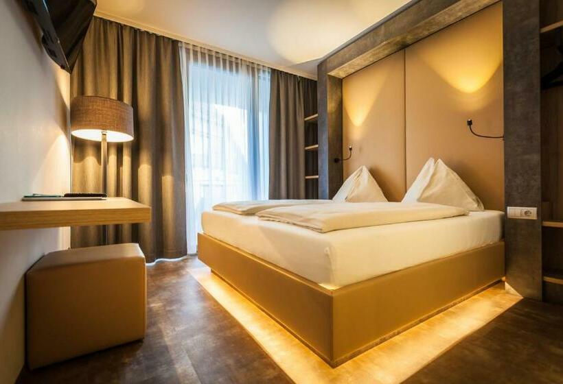 컴포트 룸, Rocket Rooms Velden