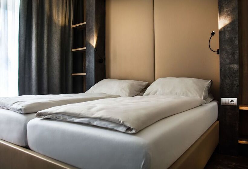 컴포트 룸, Rocket Rooms Velden