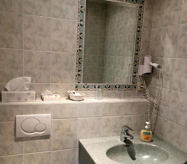 バルコニー付きスタンダードルーム, Zur Post