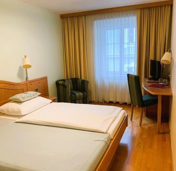 スタンダードシングルルーム, Zur Post