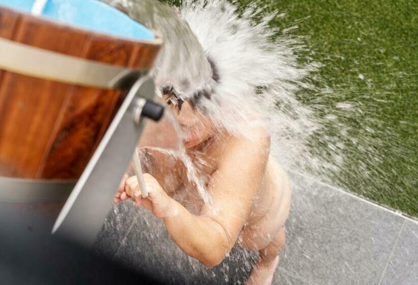 デラックスルーム, Naturisme B&b Ilmatar, Clothing Optional