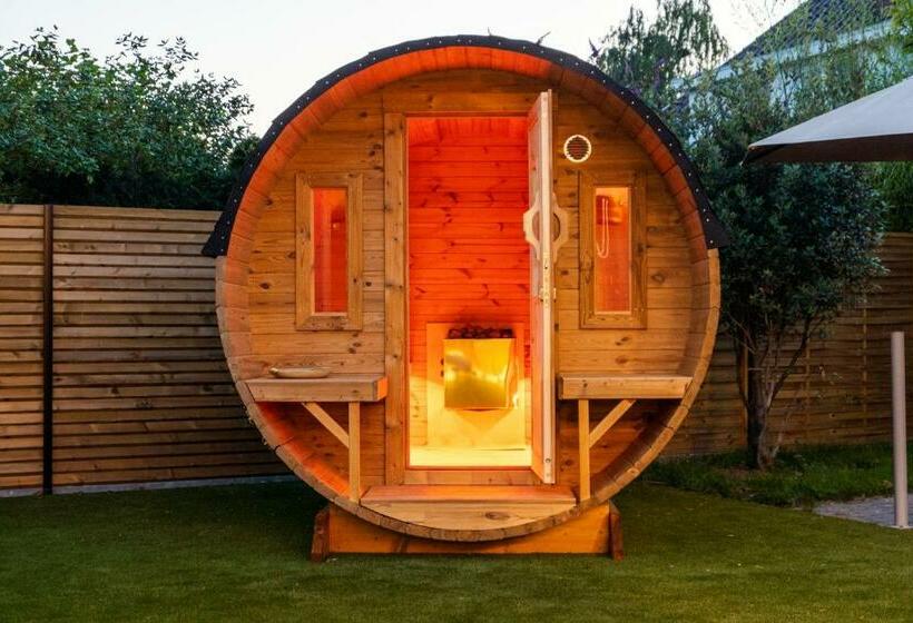 デラックスルーム, Naturisme B&b Ilmatar, Clothing Optional