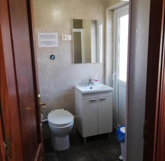 غرفة قياسية مزوَّدة بشُرفة, O Encontro