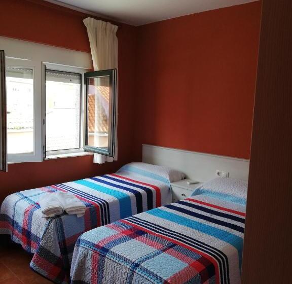 غرفة قياسية مزوَّدة بشُرفة, O Encontro