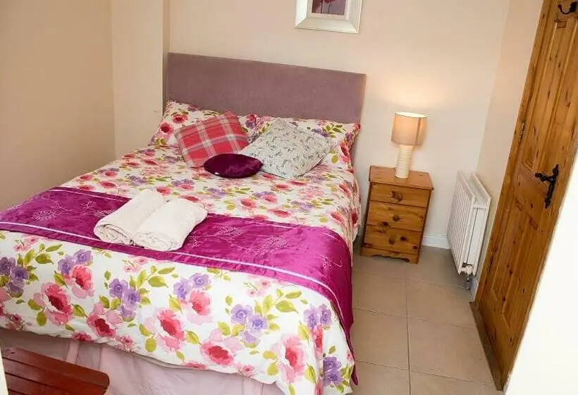 Camera Familiare, Sive Budget Accommodation