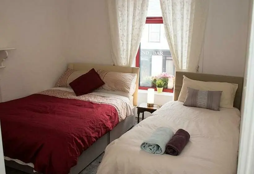 Camera Standard, Sive Budget Accommodation