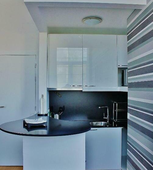 디럭스 스위트, B&b Avenue Deschanel