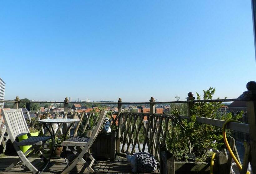 Standaard Studio, B&b Basilique