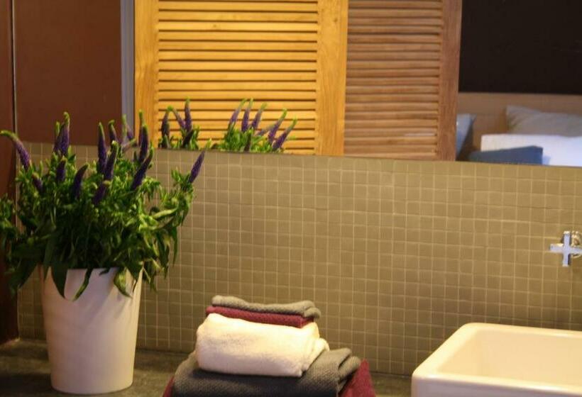 سوئیت 2 خوابه, B&b Les Dépendances
