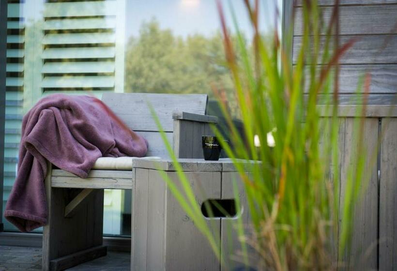 غرفة كمفورت مع تراس, B&b Villa Tartine