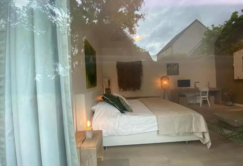 Comfort room with terrace, B&b Villa Tartine