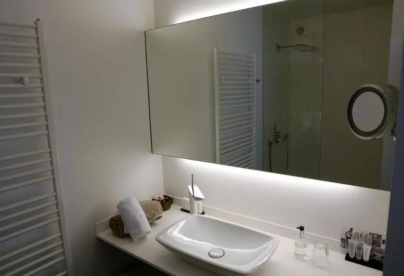 Comfort room with terrace, B&b Villa Tartine