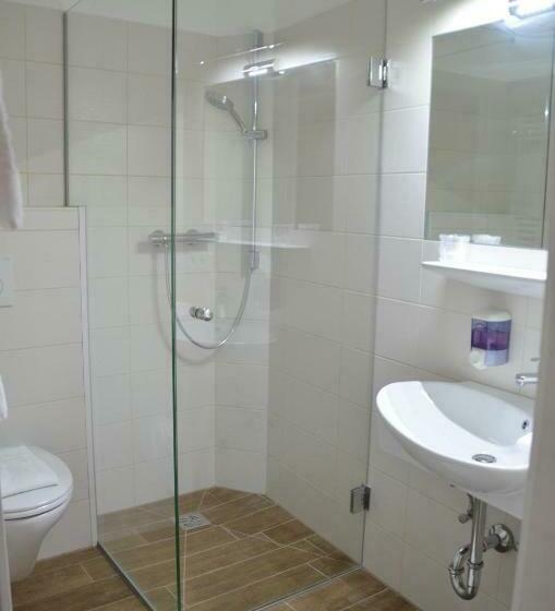 标准三人间, Krmstl Zur Stadt Gmunden