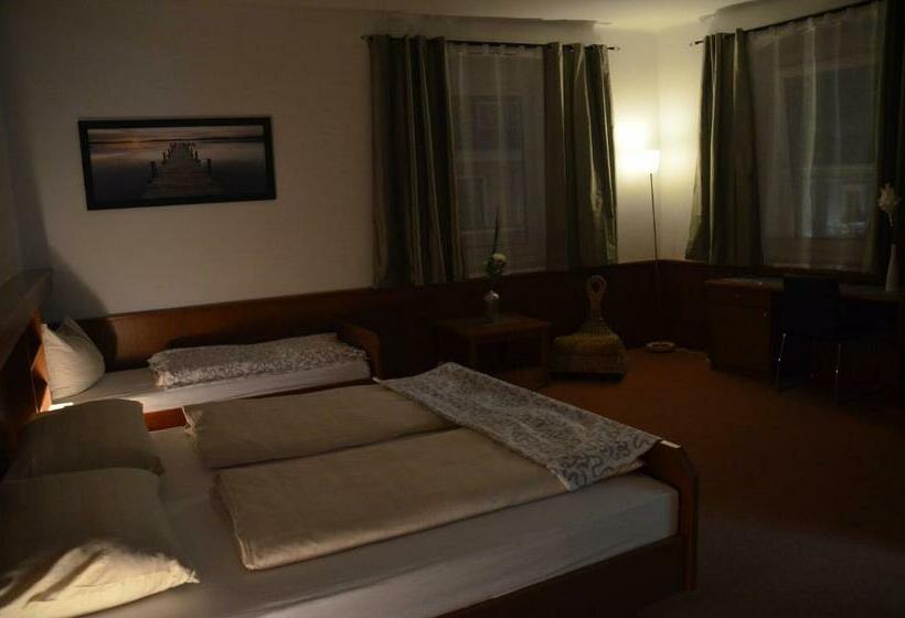 Номер Стандарт Трехместный, Krmstl Zur Stadt Gmunden