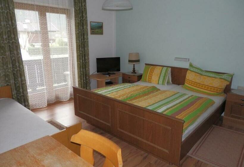 バルコニー付きスタンダードトリプルルーム, Reiserhof