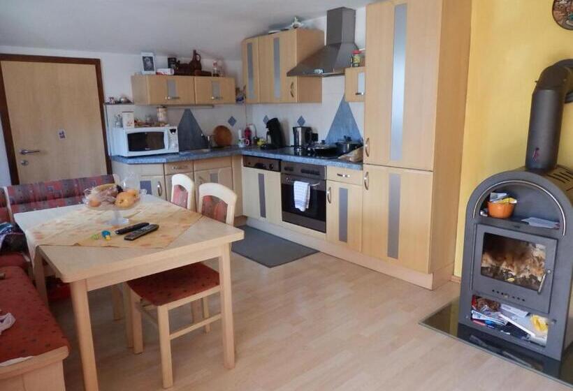 2ベッドルームアパートメント, Reiserhof