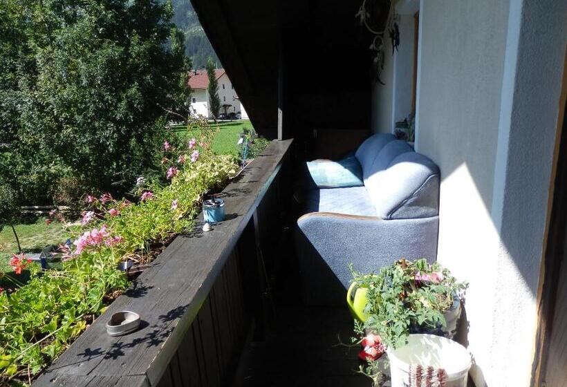 2ベッドルームアパートメント, Reiserhof