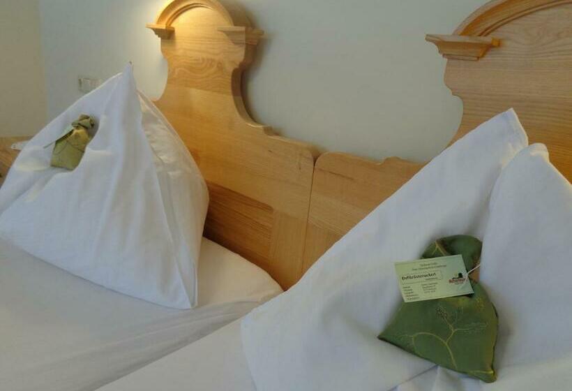 Comfort room with balcony, Gasthof Unterberger