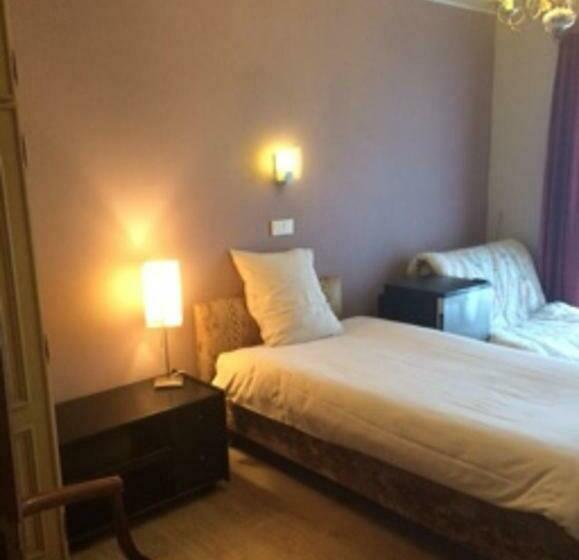 标准单人间, La Venerie