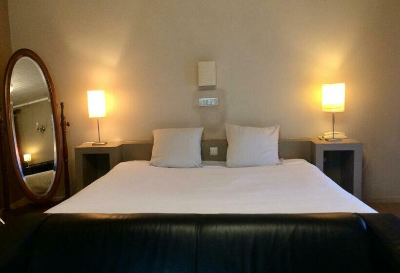 标准间, La Venerie