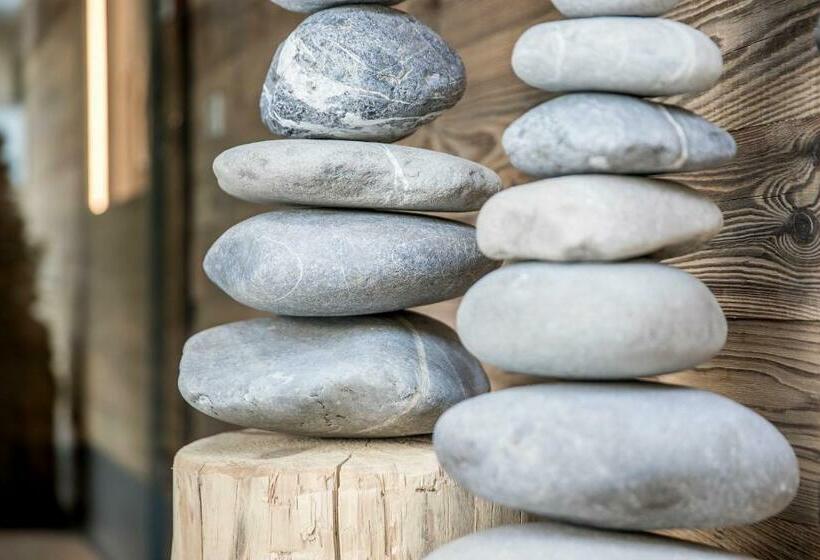 带阳台的高级房间, Post Hotel Paznaun