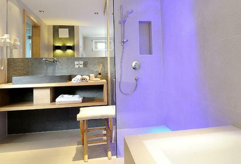 带阳台的豪华间, Post Hotel Paznaun