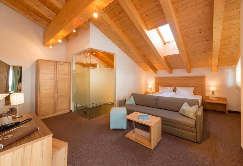 Четырехместный Номер Стандарт с Балконом, Alpinhotel Monte Superior   Silvretta Card Premium Betrieb